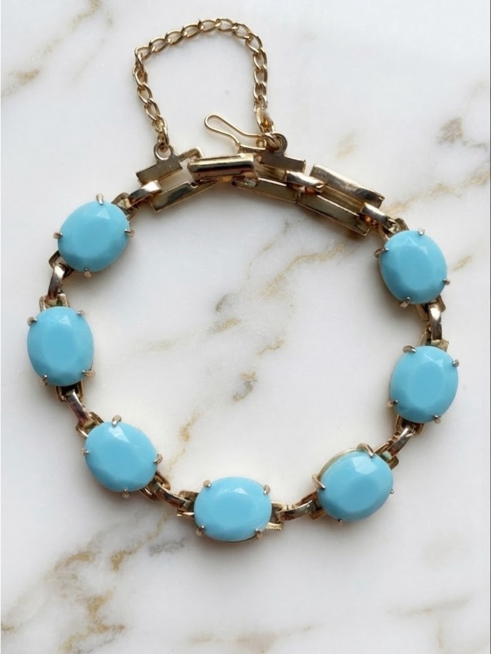 VTG Gold-Finish Bracelet featuring Faux Turquoise Oval Faceted Cabochons